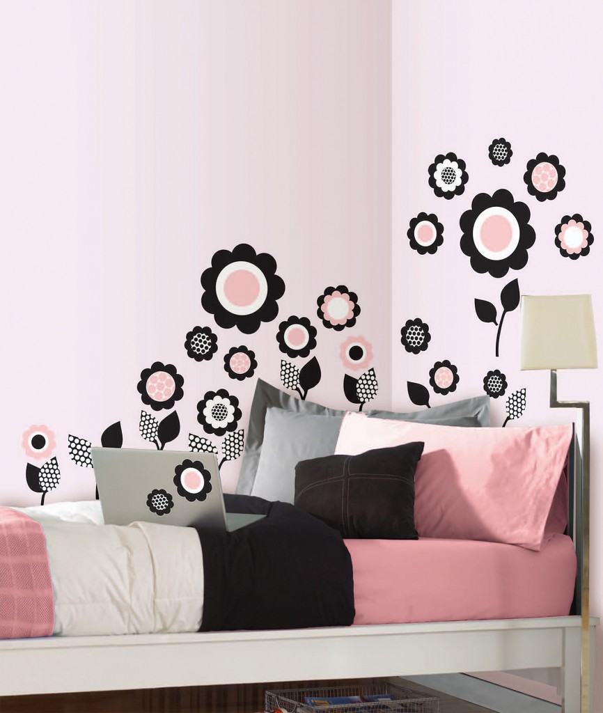 WallPops flower wall decals perfect for dorm decor