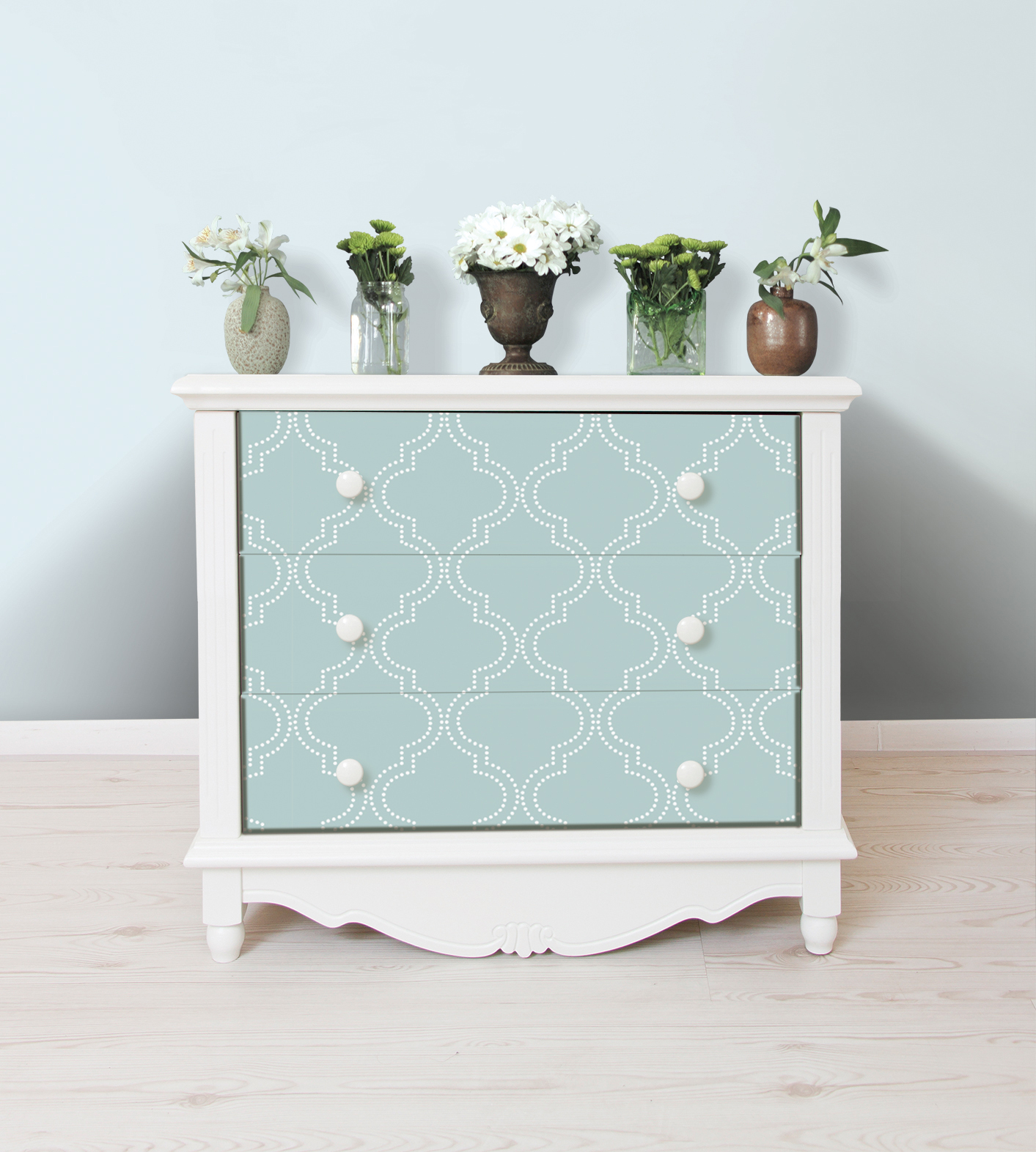 Blue Quatrefoil Peel and Stick Wallpaper