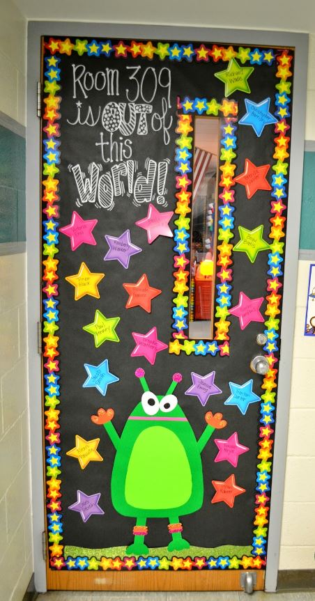 Crayon theme door  Crayon themed classroom, Preschool classroom decor,  Prek classroom