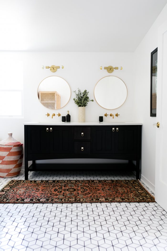 Contemporary boho-eclectic bathroom with diamond floor tiles